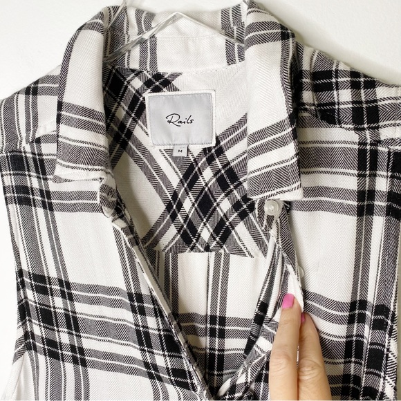 Rails Jordyn Long Button Down Plaid Tunic Black White High Low Size Medium - Picture 6 of 9